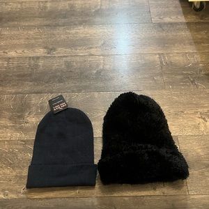 Lot of 2 Beanies‎ NEW